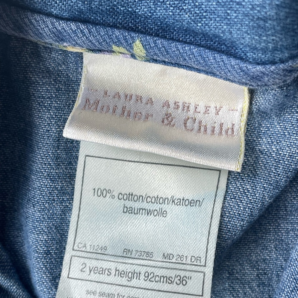 Laura Ashley Mother & Child Girls Dress Size 2 Denim Modest Pearl Snaps - Picture 8 of 9